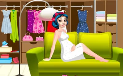 Princess Dressing Room logo