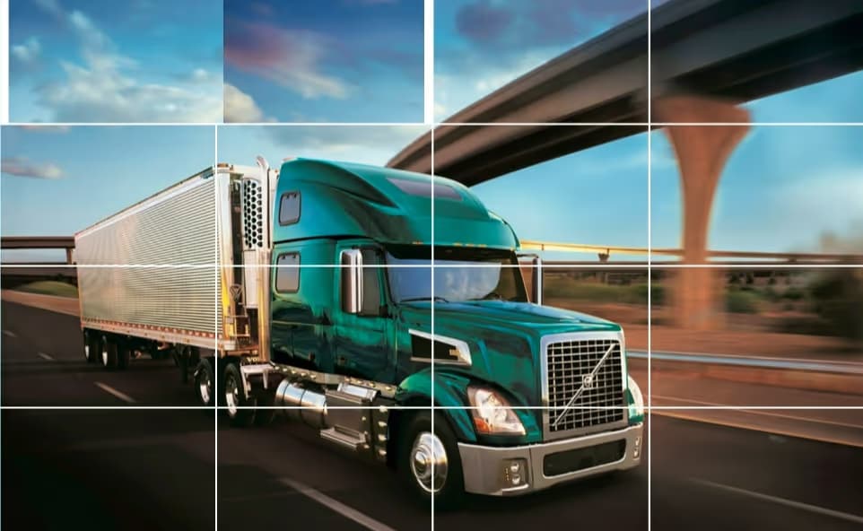 Trucks Slide logo